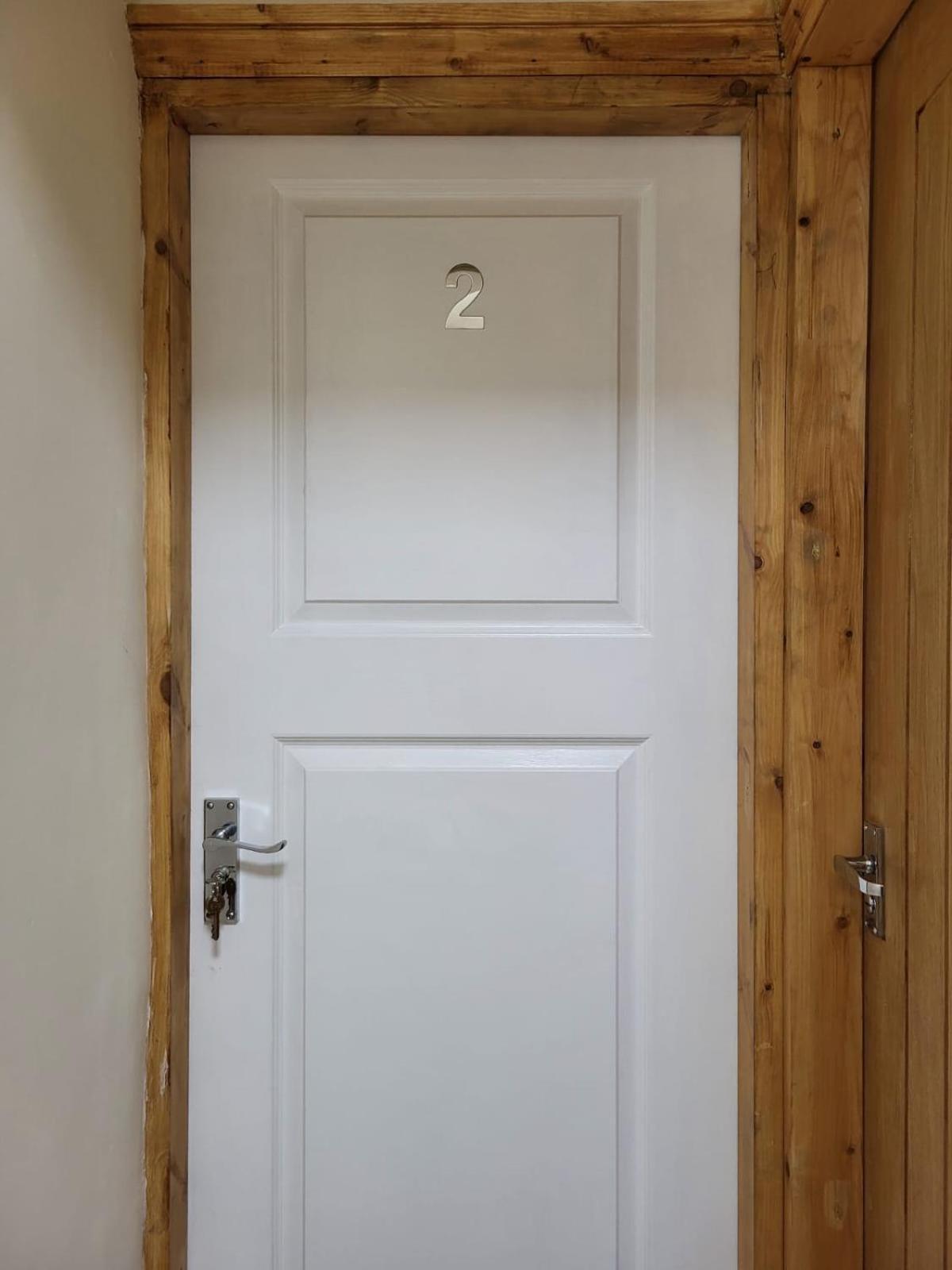 Rooms In Manchester 6 Minutes Drive To Victoria Station Exterior photo